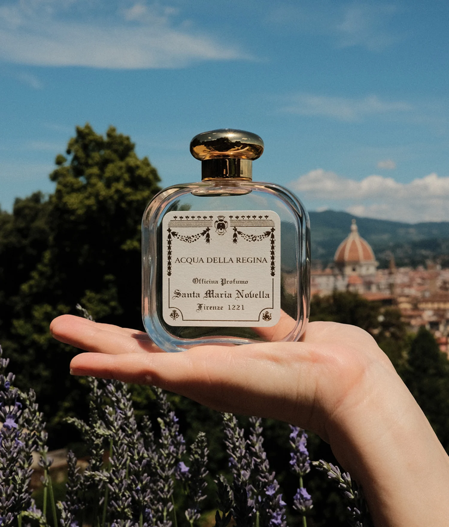 Acqua Della Regina perfume bottle