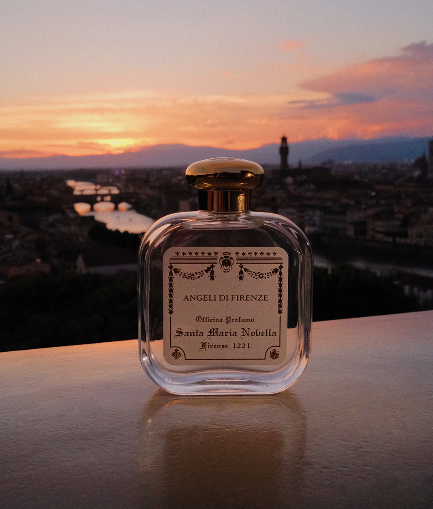 Acqua Della Regina perfume bottle